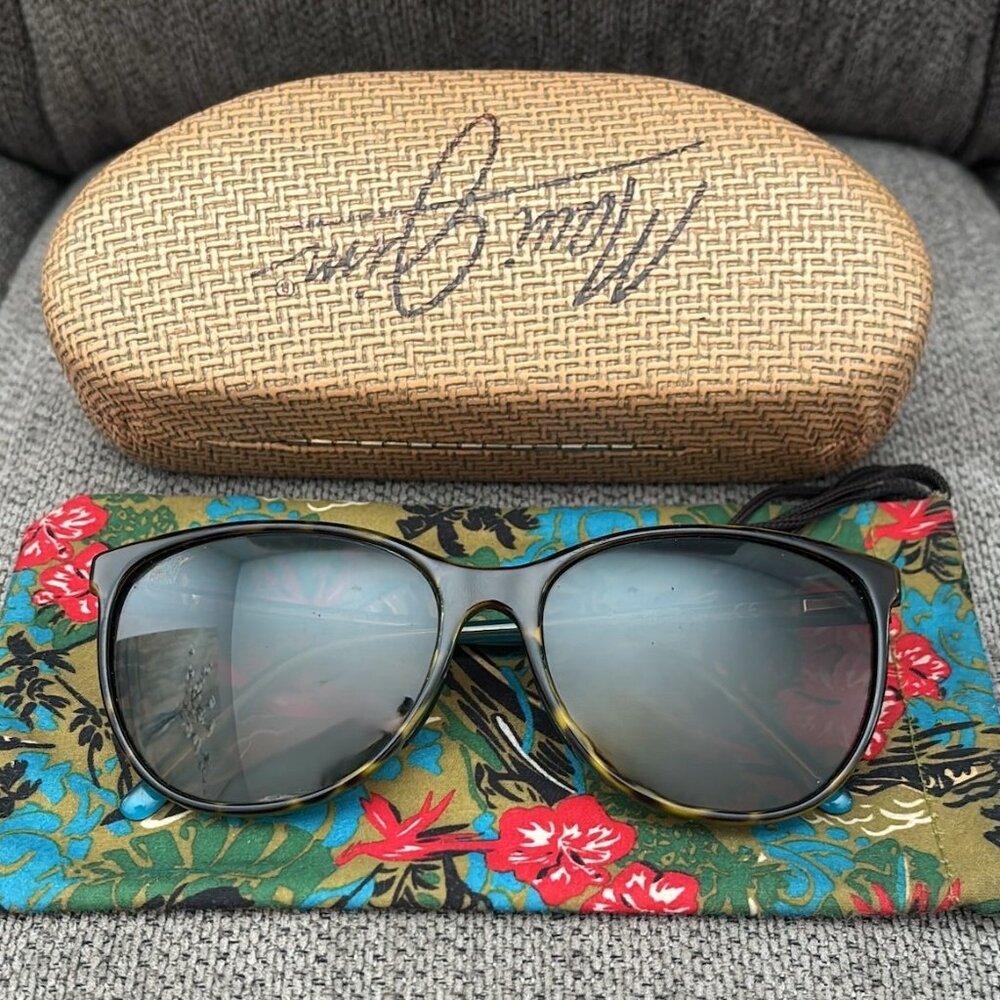 Maui Jim Sunglasses + Case & Pouch — Island Vibes Included - Picture 6 of 9